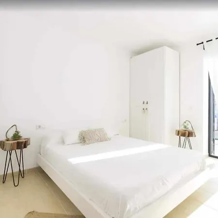 Maravilloso Apto De Diseno A 1 Minuto De La Playa *